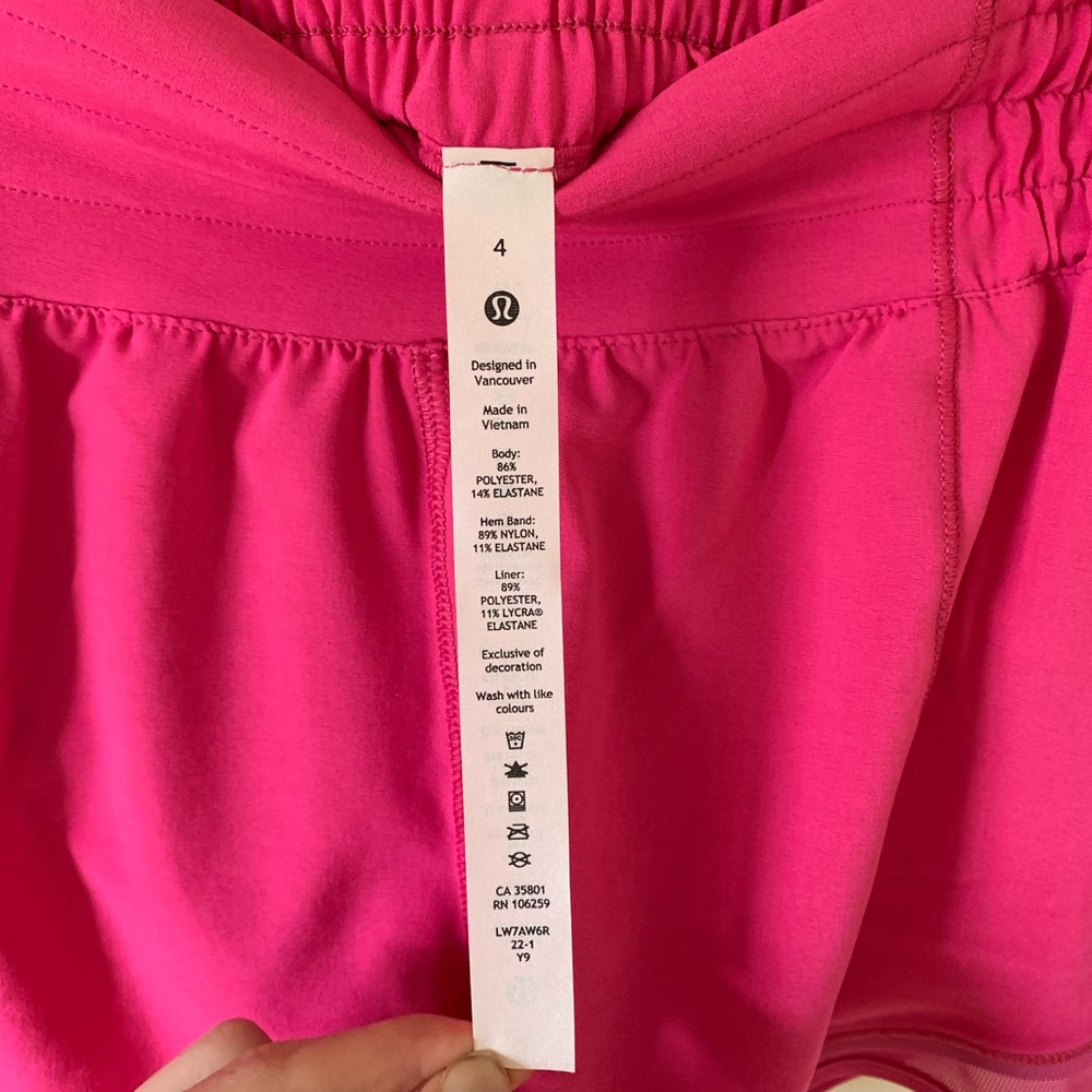 lululemon Hotty Hot HR Lined Short 2.5" Sonic Pink Size 4 New BNWT - Picture 5 of 15